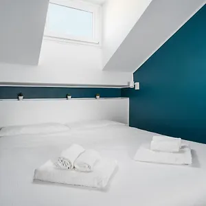Design Attic Porta Venezia 65m2 - Self Check-in Apartamento